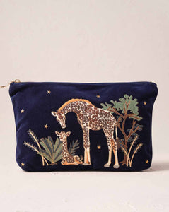 Elizabeth Scarlett Everyday Pouch Giraffe Mother and Baby