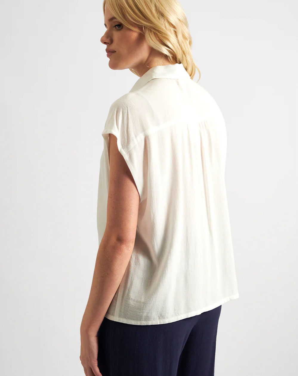 Louche - Shayla Shirt – Moss Crepe White