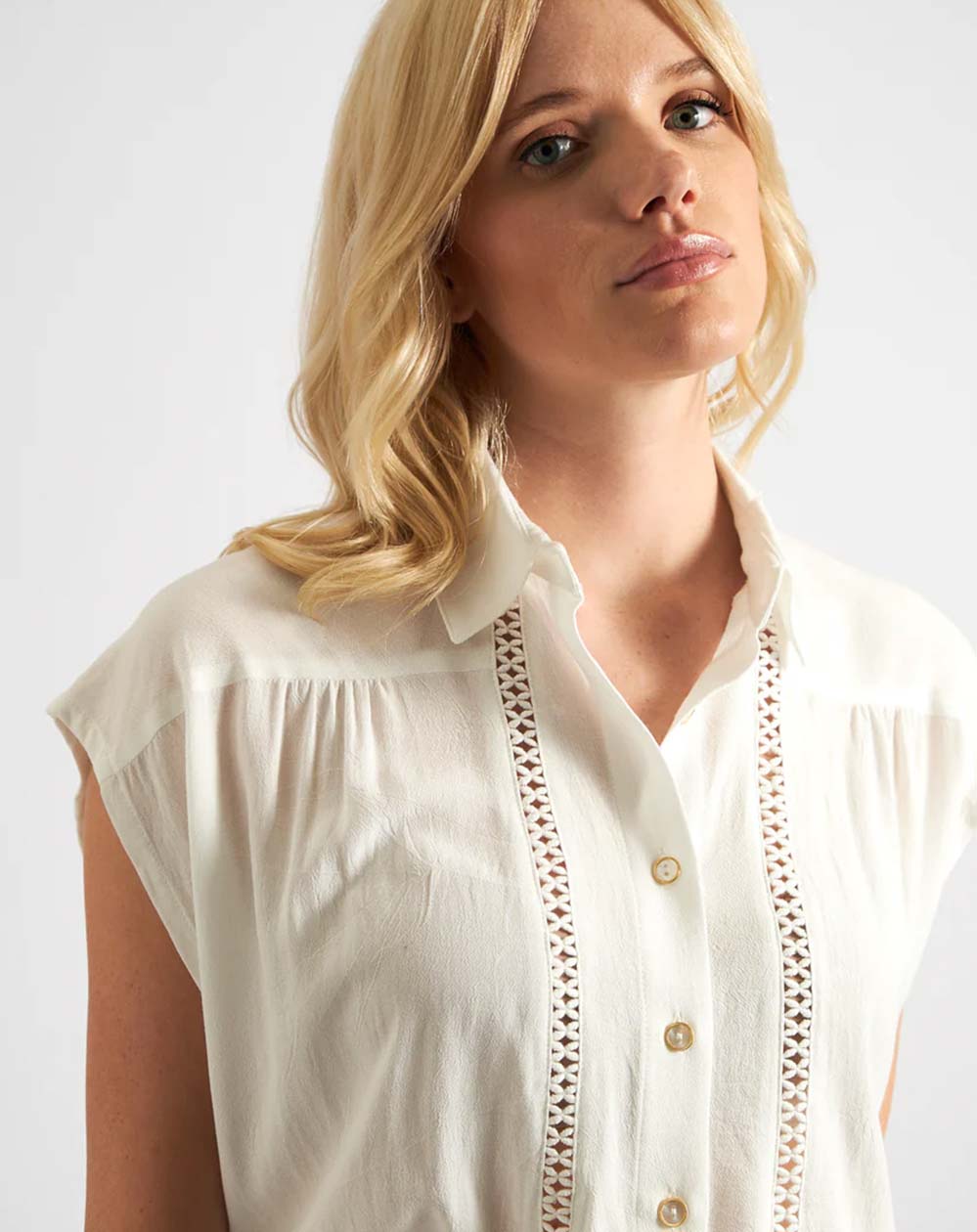 Louche - Shayla Shirt – Moss Crepe White